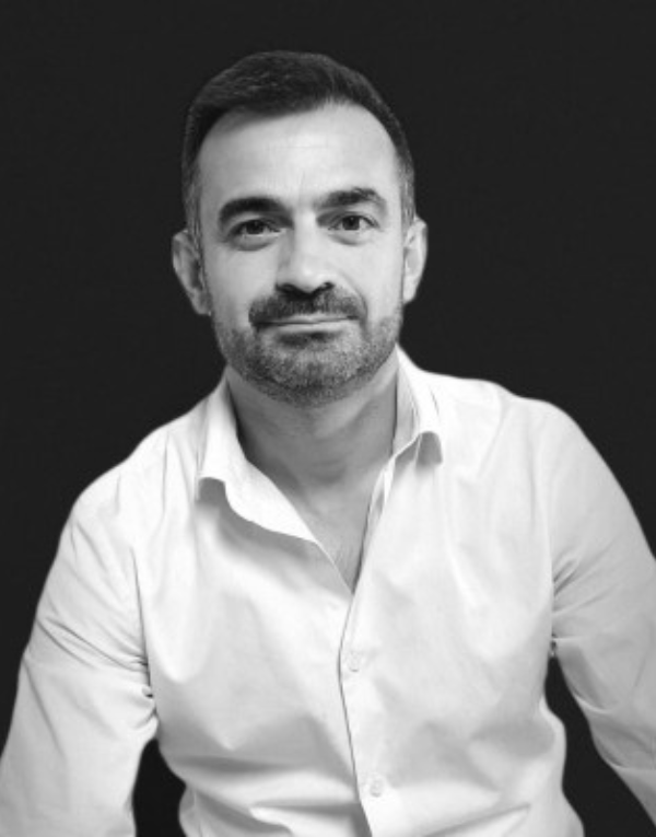Denny Morais Bio